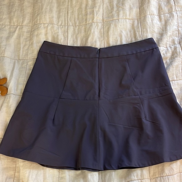 EUC  Oxford Golf skort grey 4 polyester spandex - Picture 5 of 5
